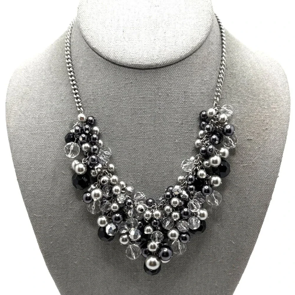 Cha-Cha Style Necklace Clear Gray Black Bead Cluster Statement Bib 16